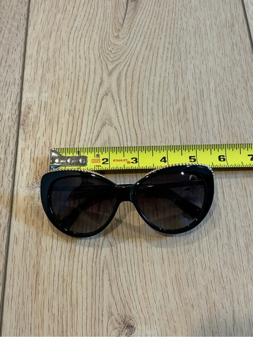 Coach authentic hc8157
